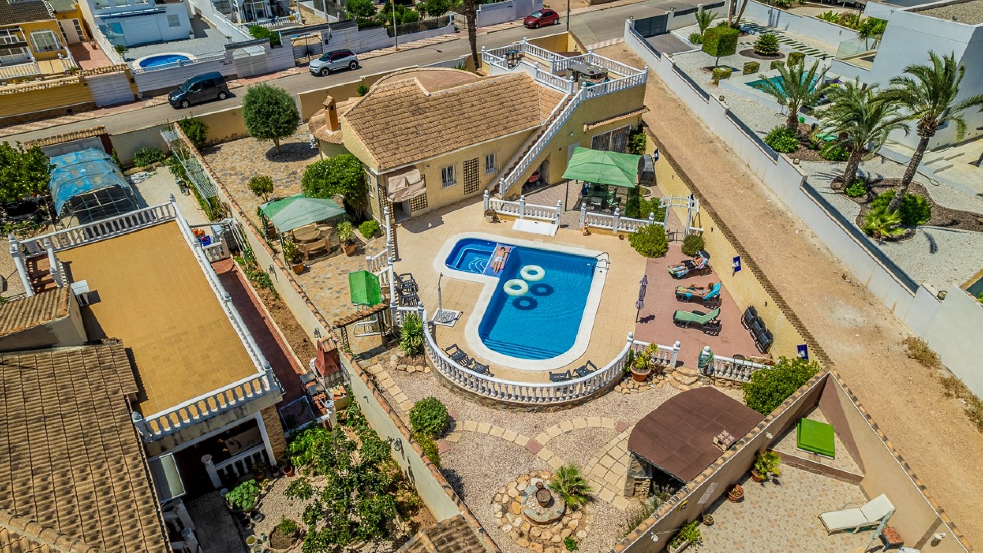 Resale - Villa - Torrevieja - la siesta