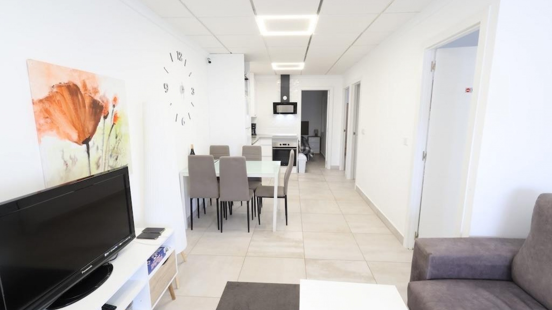 Resale - Villa - Torrevieja - La Siesta