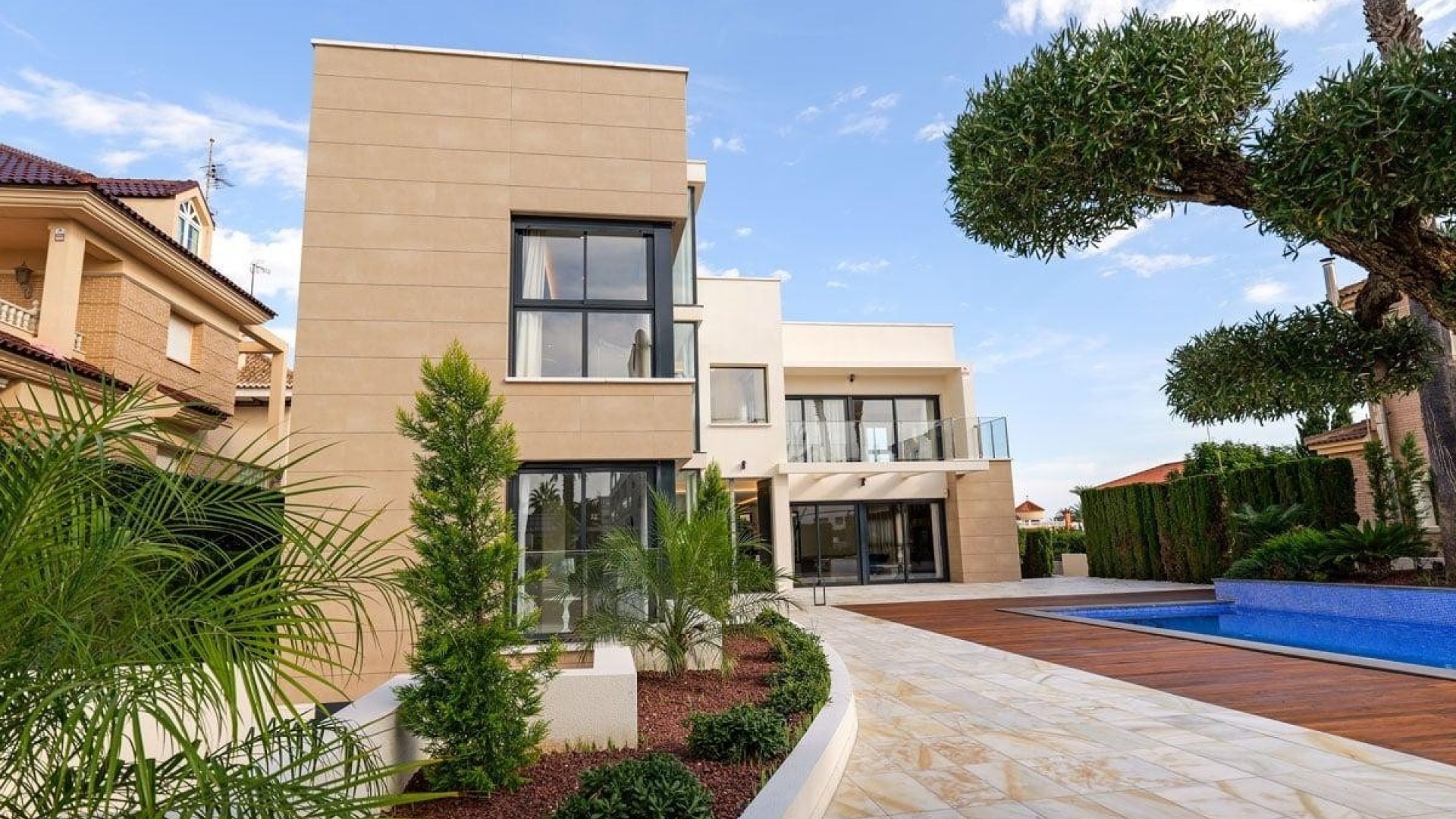 Resale - Villa - Torrevieja - La Veleta