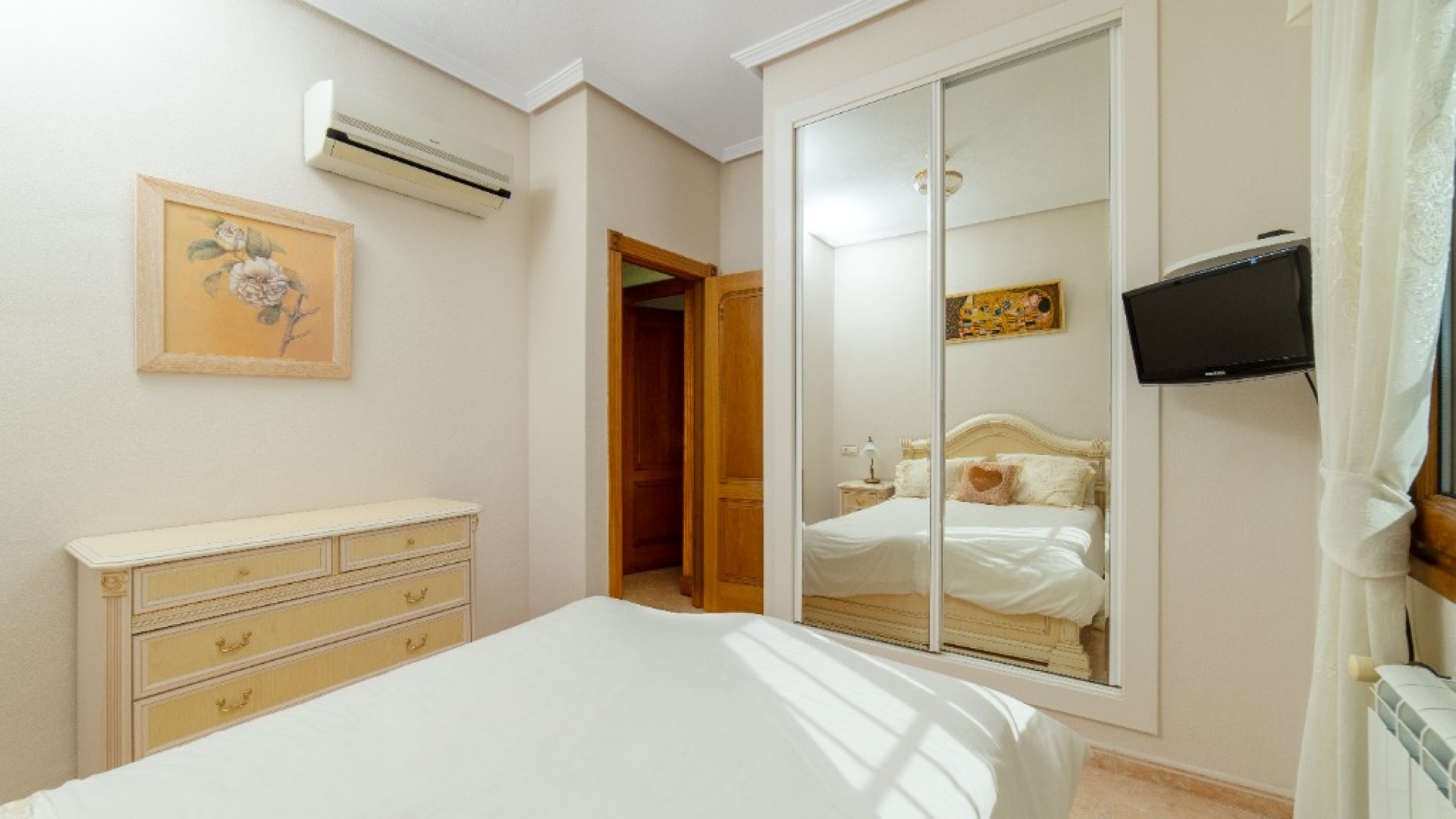 Resale - Villa - Torrevieja - Los Altos