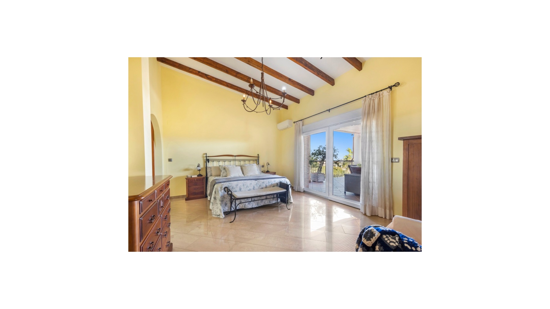 Resale - Villa - Torrevieja - Los Altos