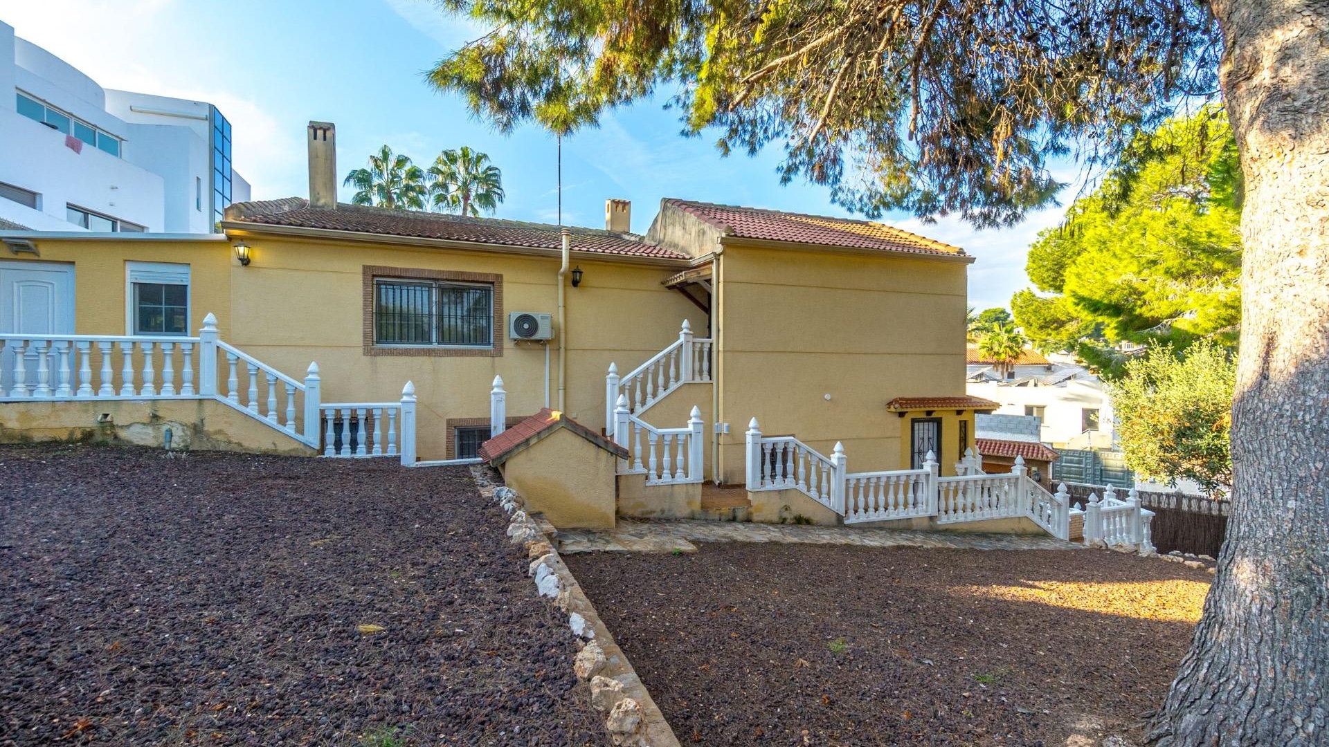 Resale - Villa - Torrevieja - Los balcones