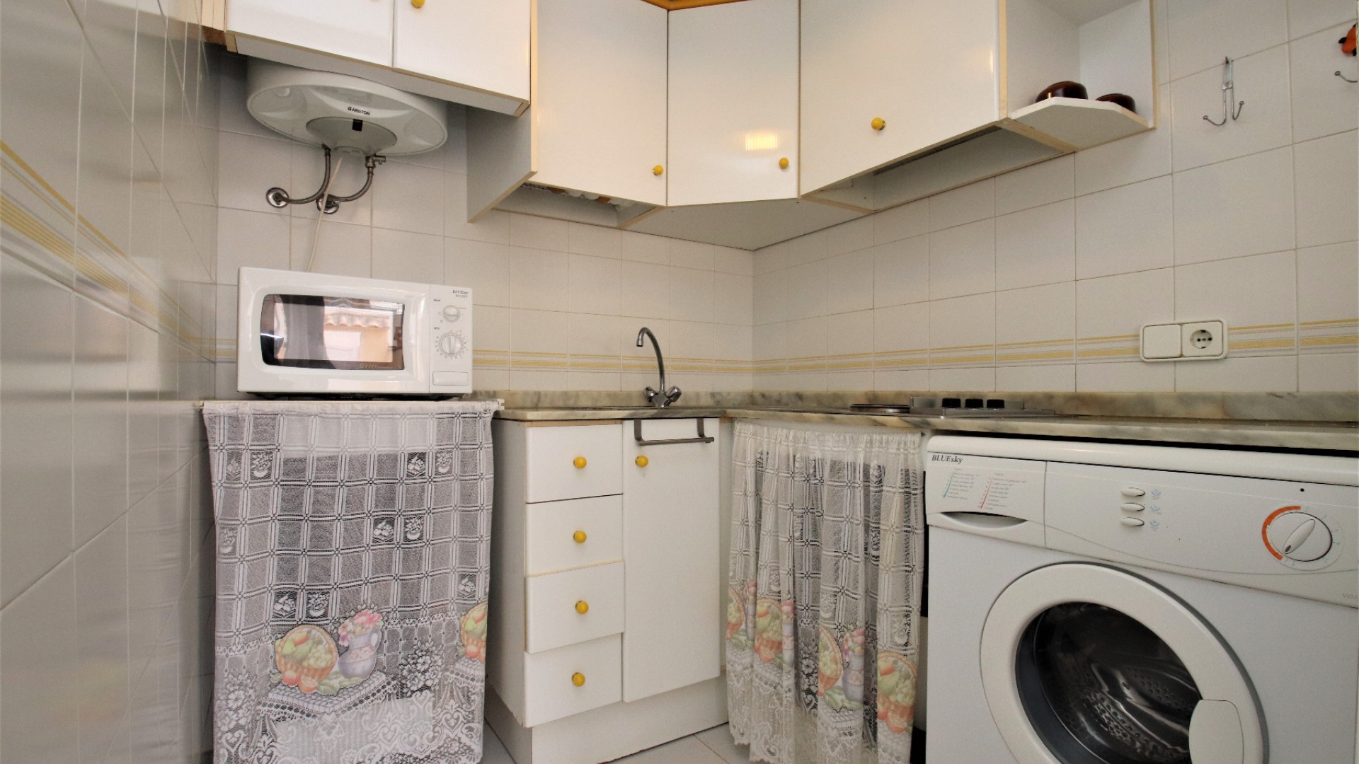 Resale - Villa - Torrevieja - res aquapark