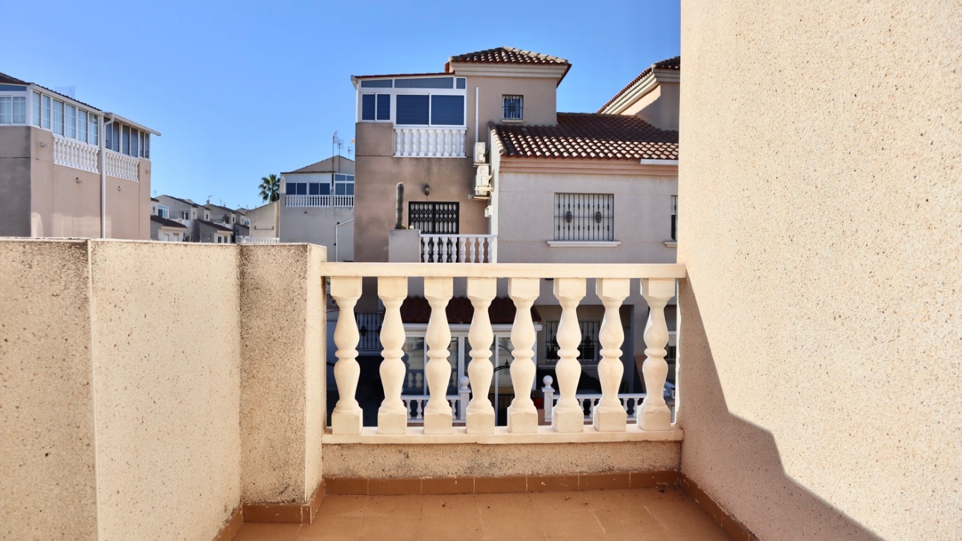 Resale - Villa - Torrevieja - Res. Coral