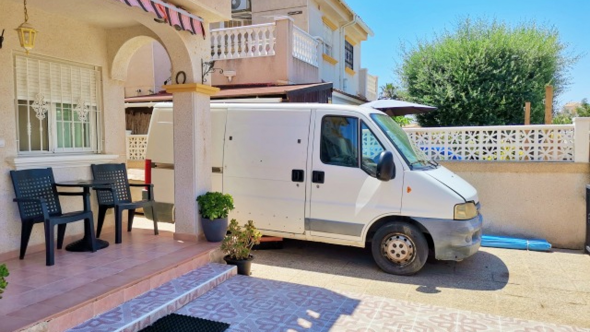 Resale - Villa - Torrevieja - Res. Coral