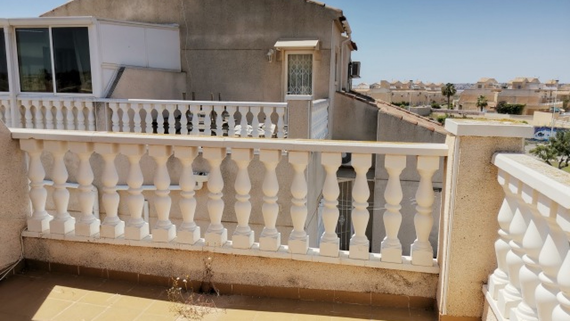 Resale - Villa - Torrevieja - Res. Coral