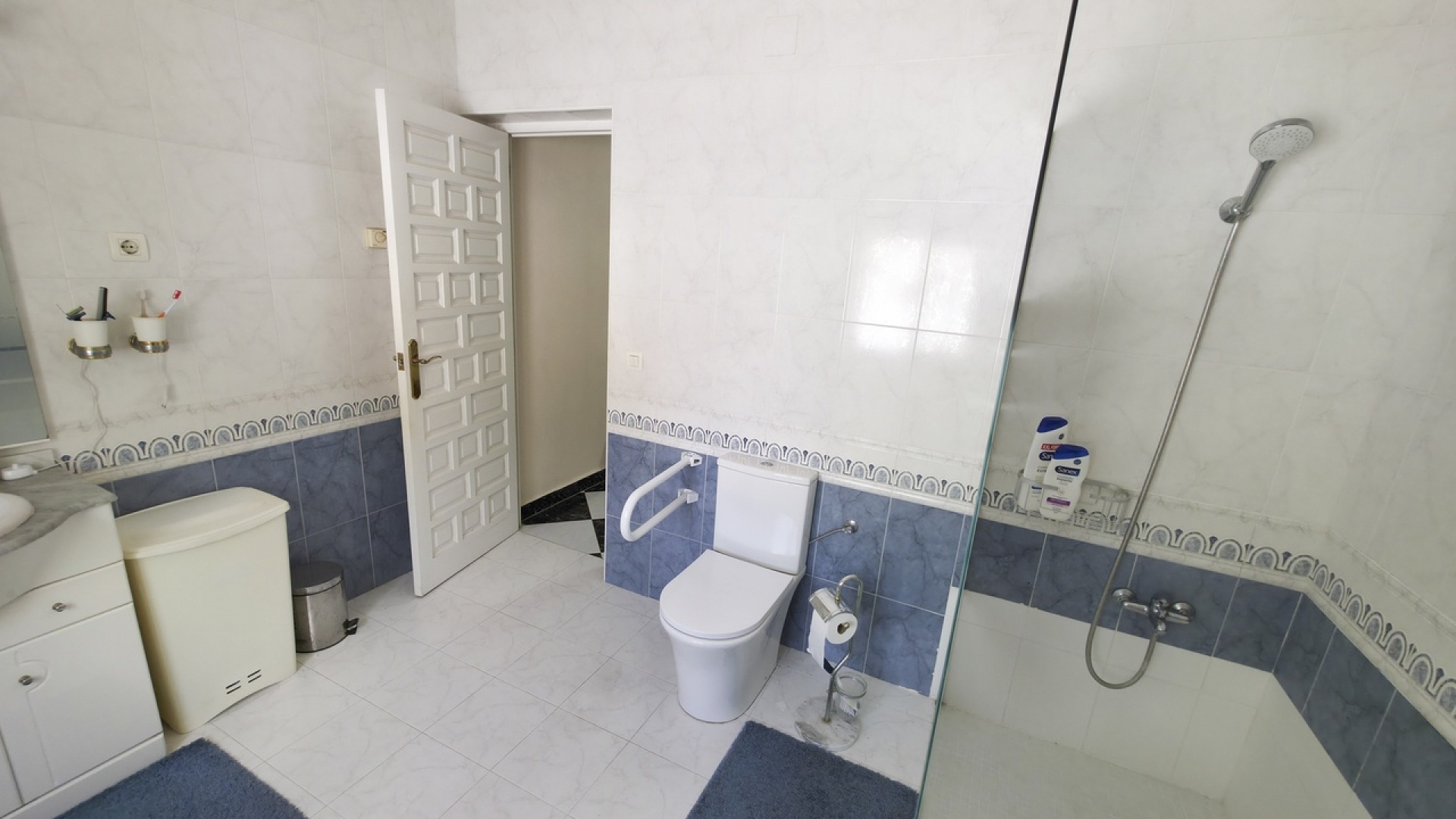 Resale - Villa - Torrevieja - san luis