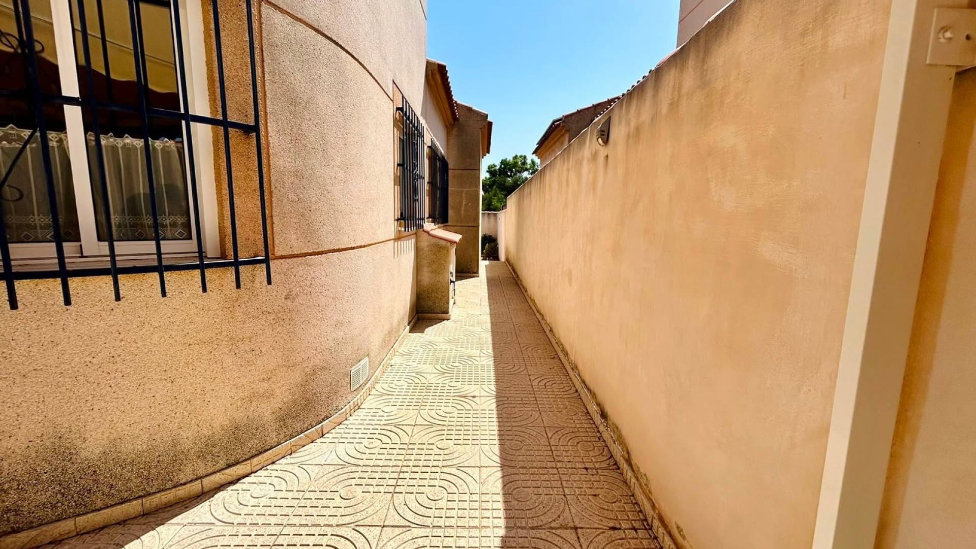 Resale - Villa - Torrevieja - san luis