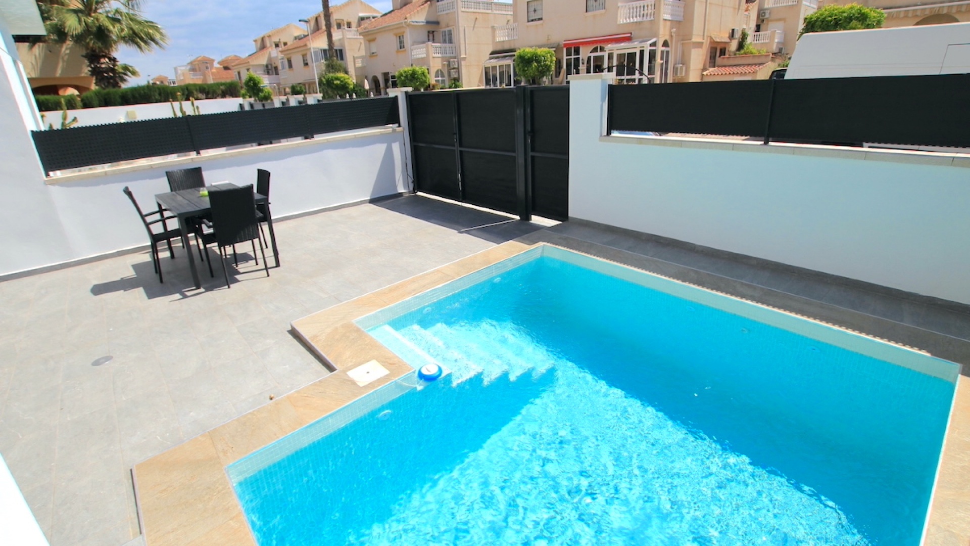 Resale - Villa - Torrevieja - torreta
