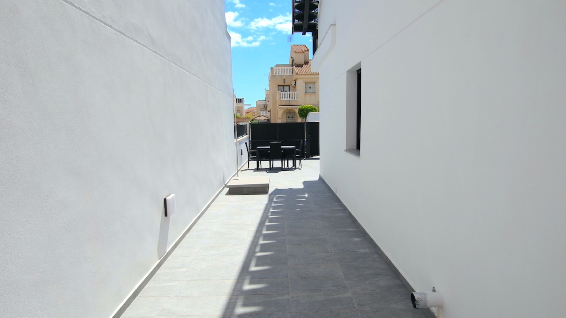 Resale - Villa - Torrevieja - torreta