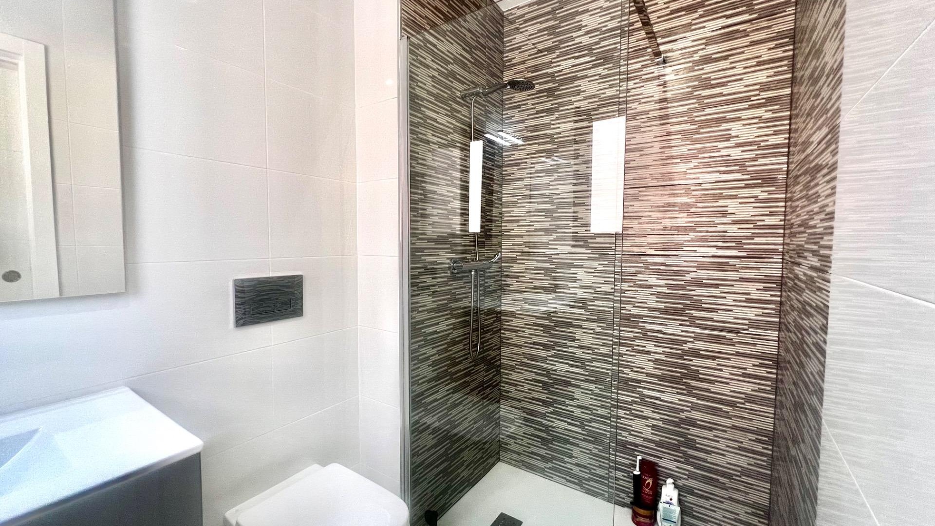 Resale - Villa - Torrevieja - torreta