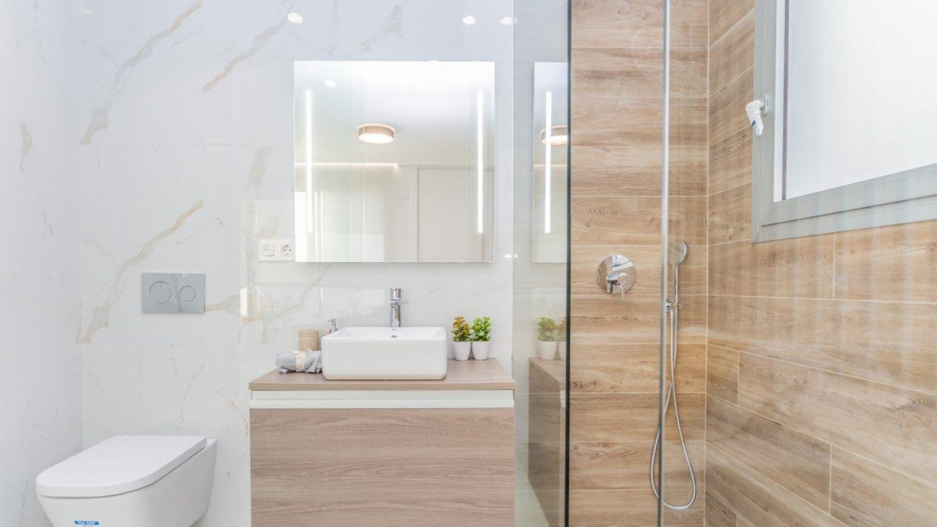 Resale - Villa - Torrevieja - Torrevieja Centro