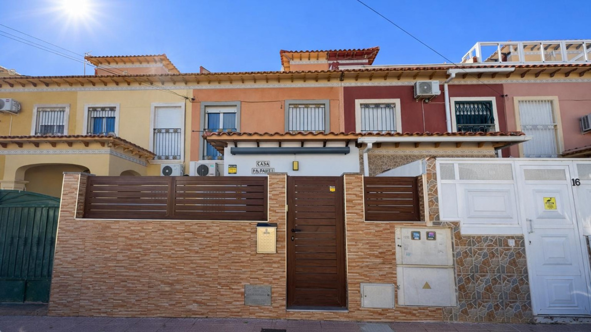 Resale - Villa - Torrevieja - Torrevieja Centro