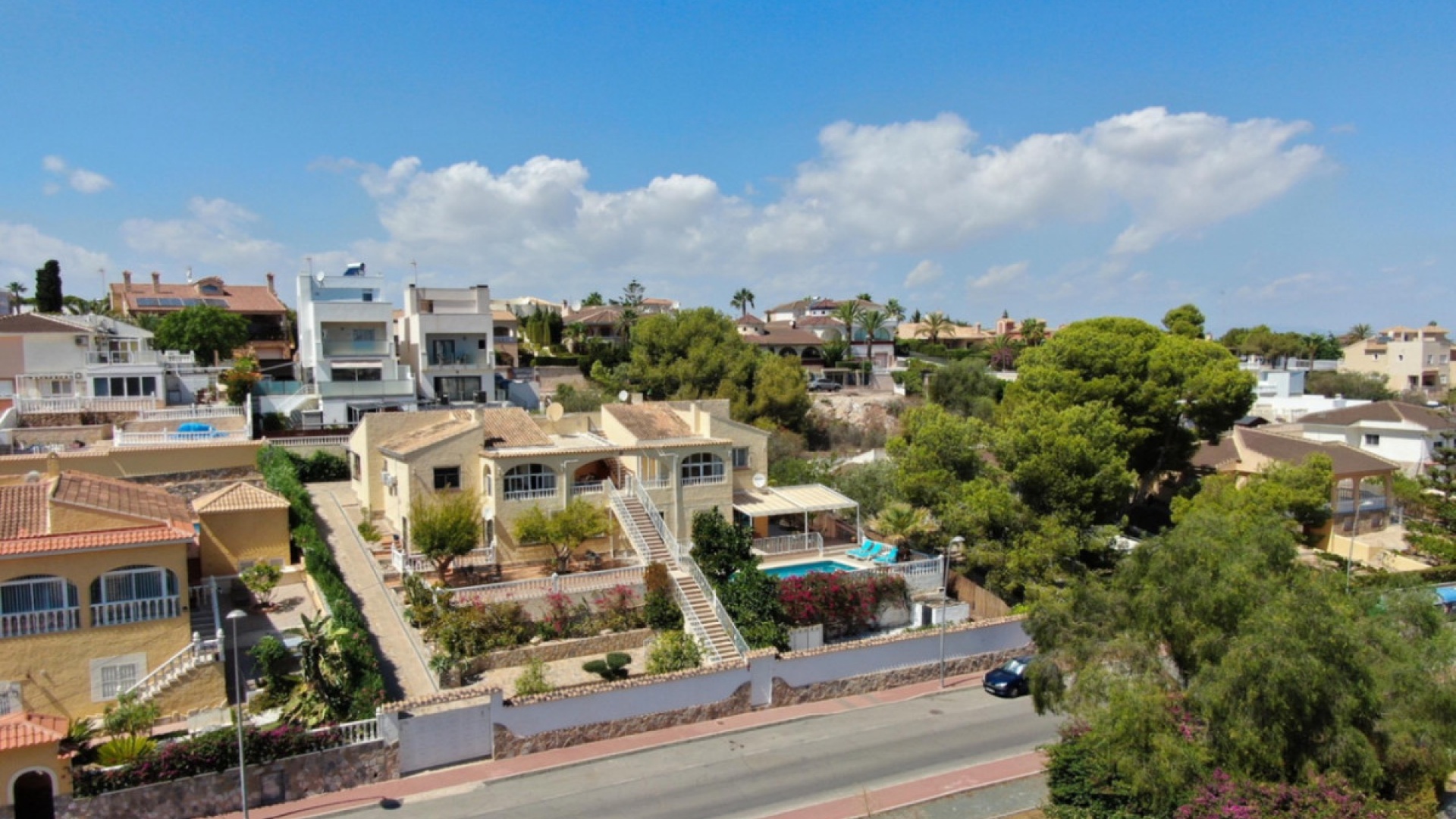 Resale - Villa - Torrevieja - Torrevieja Centro