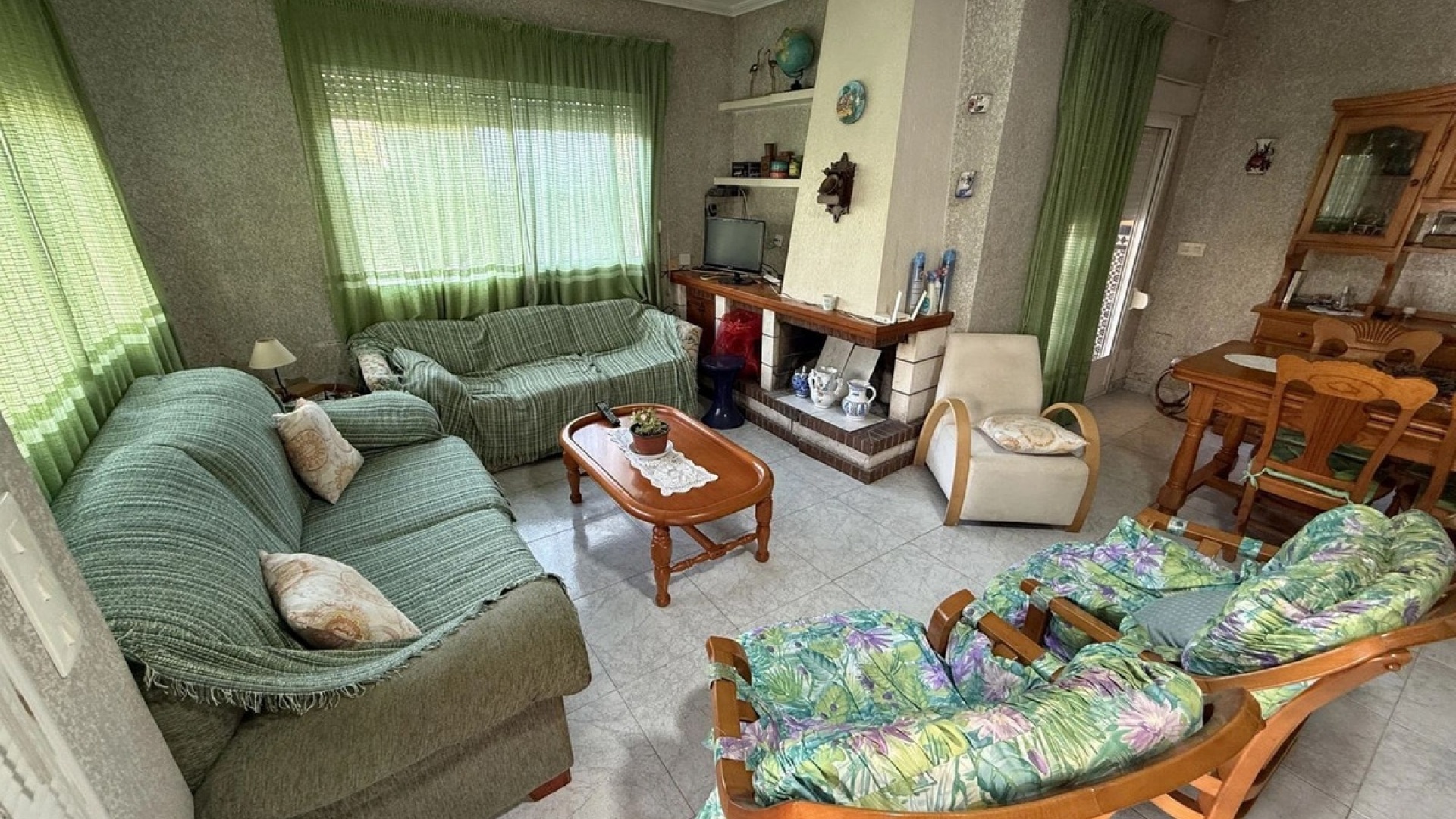 Resale - Villa - Torrevieja - Torrevieja Centro