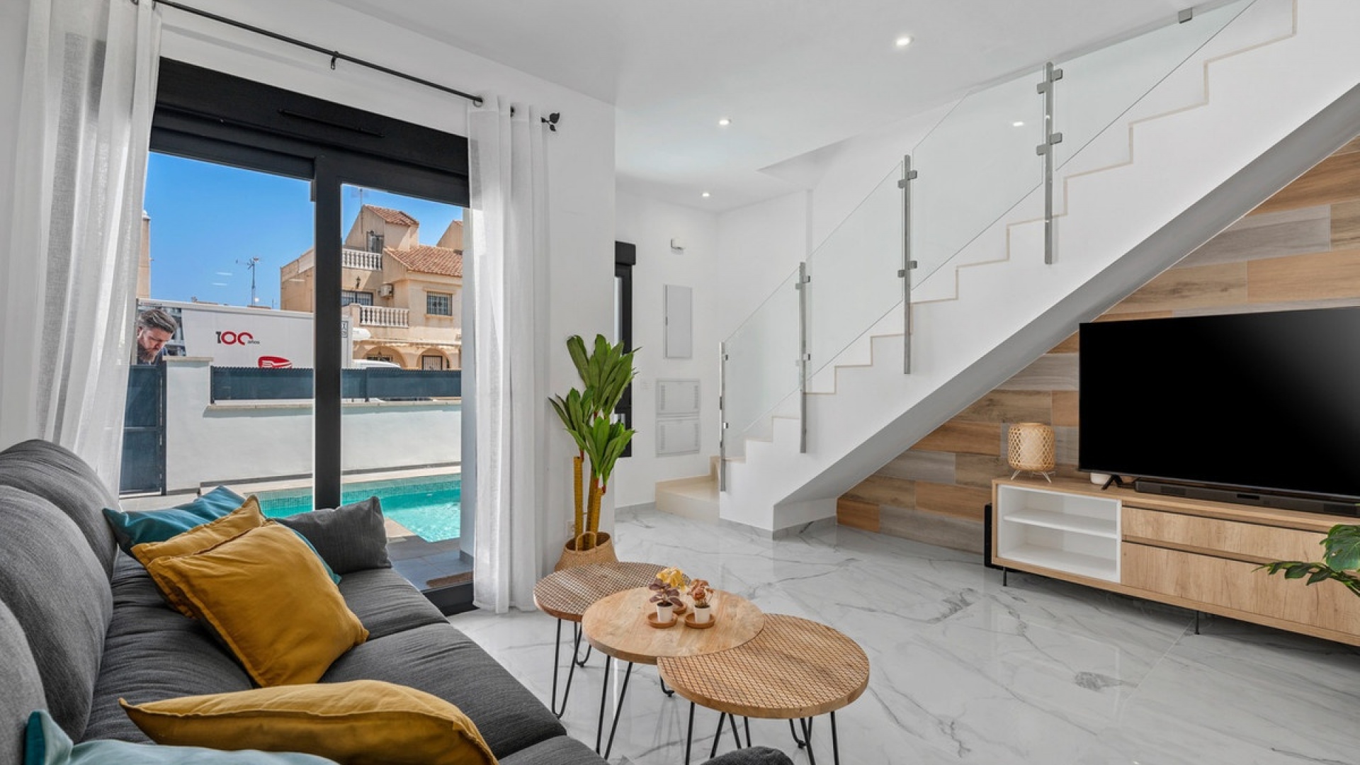 Resale - Villa - Torrevieja - Torrevieja Centro