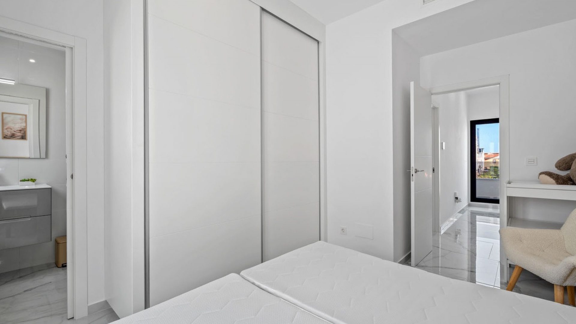 Resale - Villa - Torrevieja - Torrevieja Centro