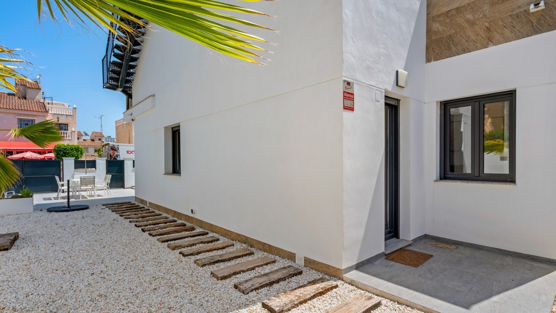 Resale - Villa - Torrevieja - Torrevieja Centro