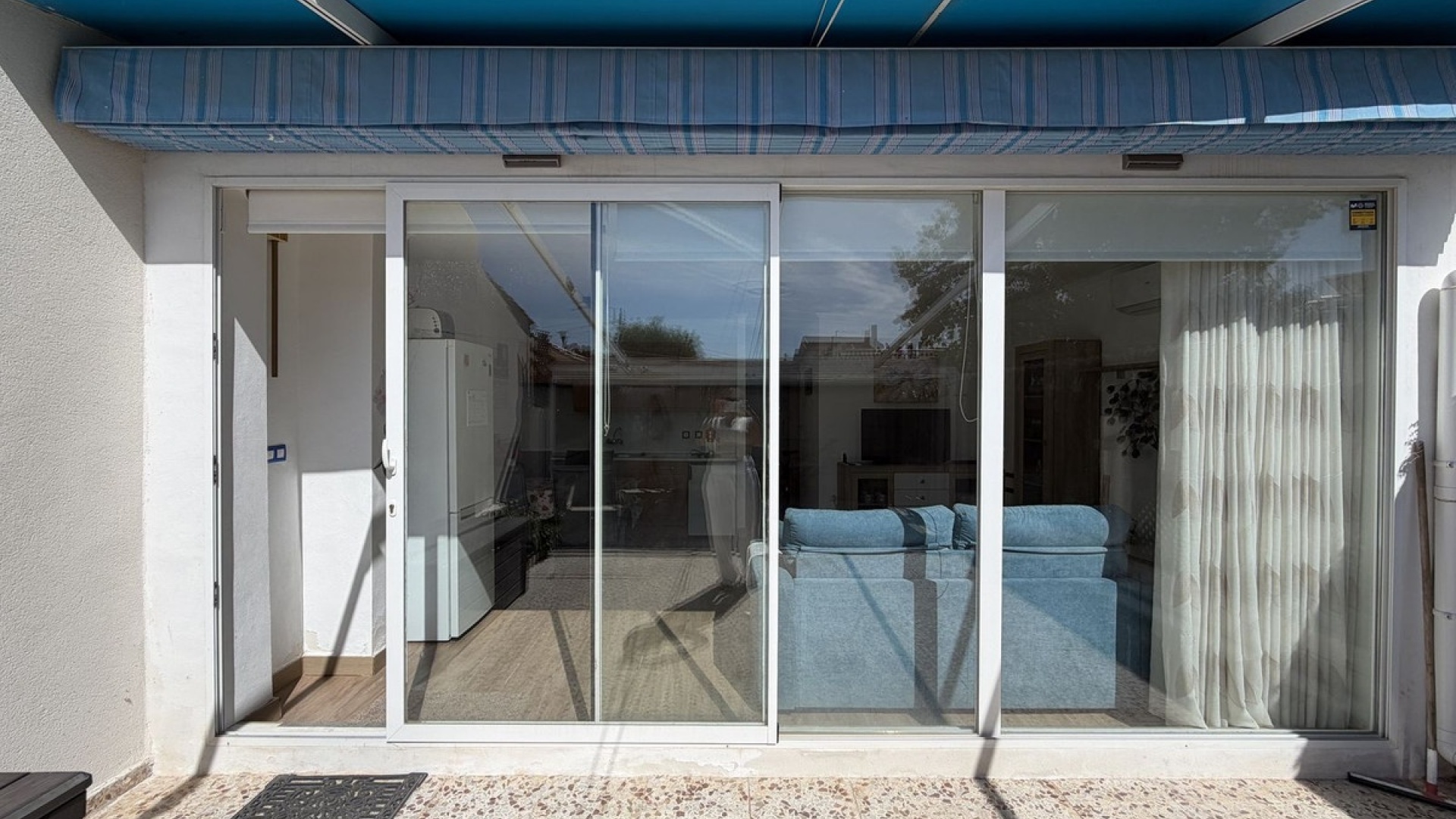 Resale - Villa - Torrevieja - Torrevieja Centro