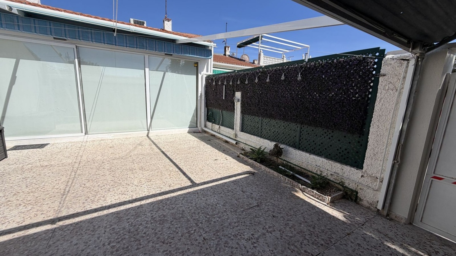 Resale - Villa - Torrevieja - Torrevieja Centro