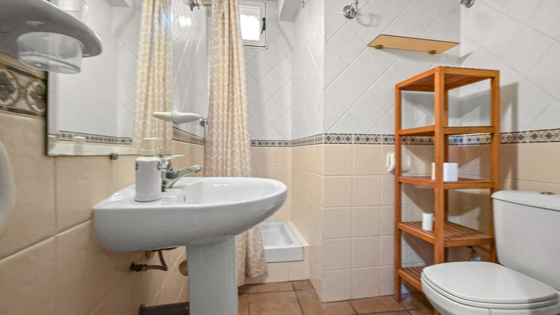 Resale - Villa - Torrevieja - Torrevieja Centro