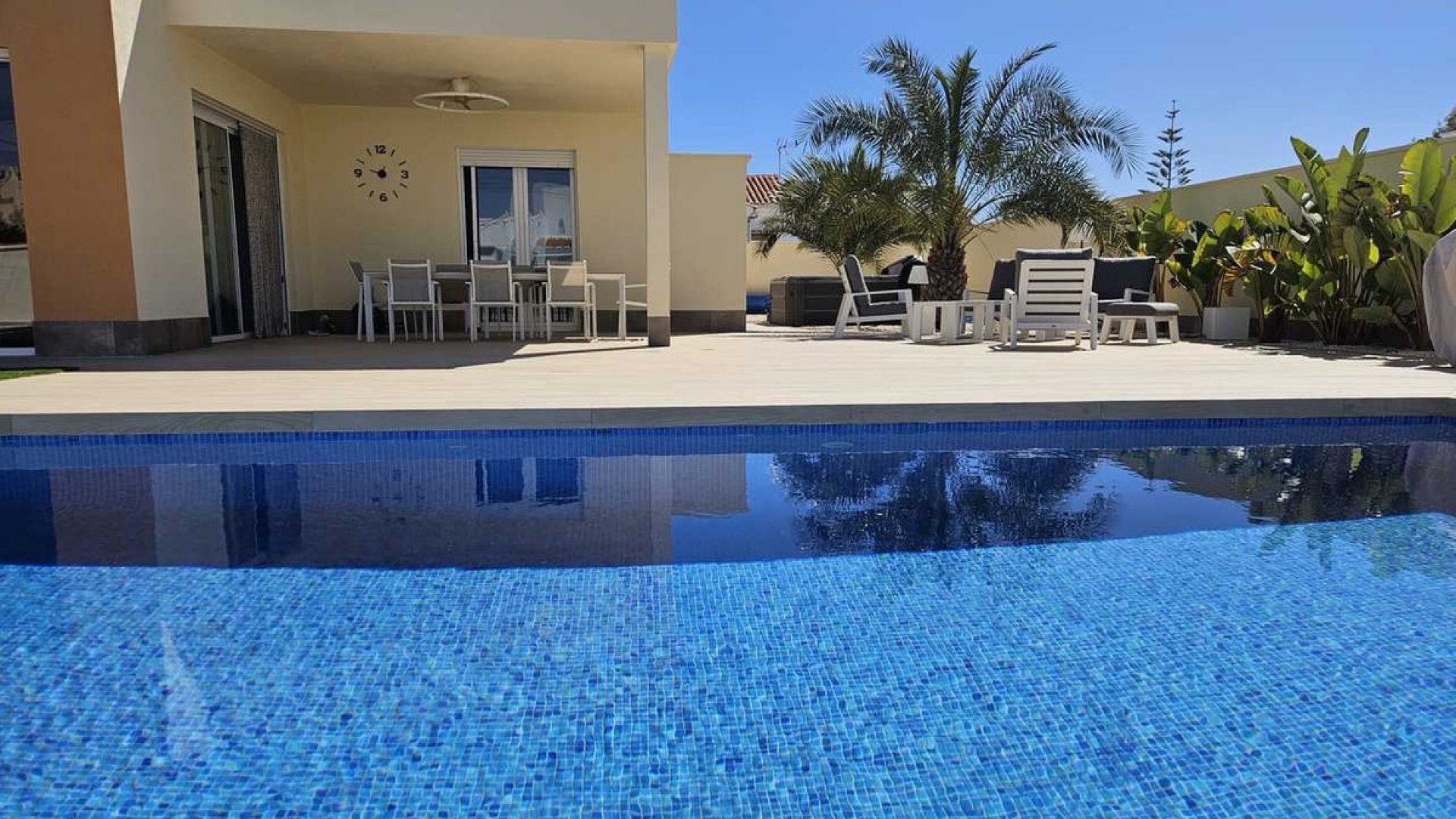 Resale - Villa - Torrevieja - Torrevieja Centro