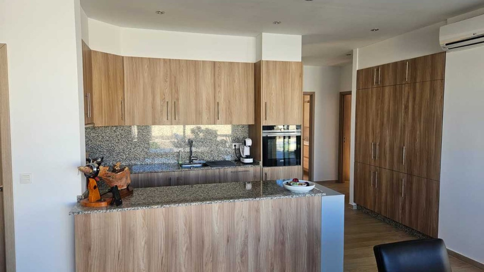 Resale - Villa - Torrevieja - Torrevieja Centro