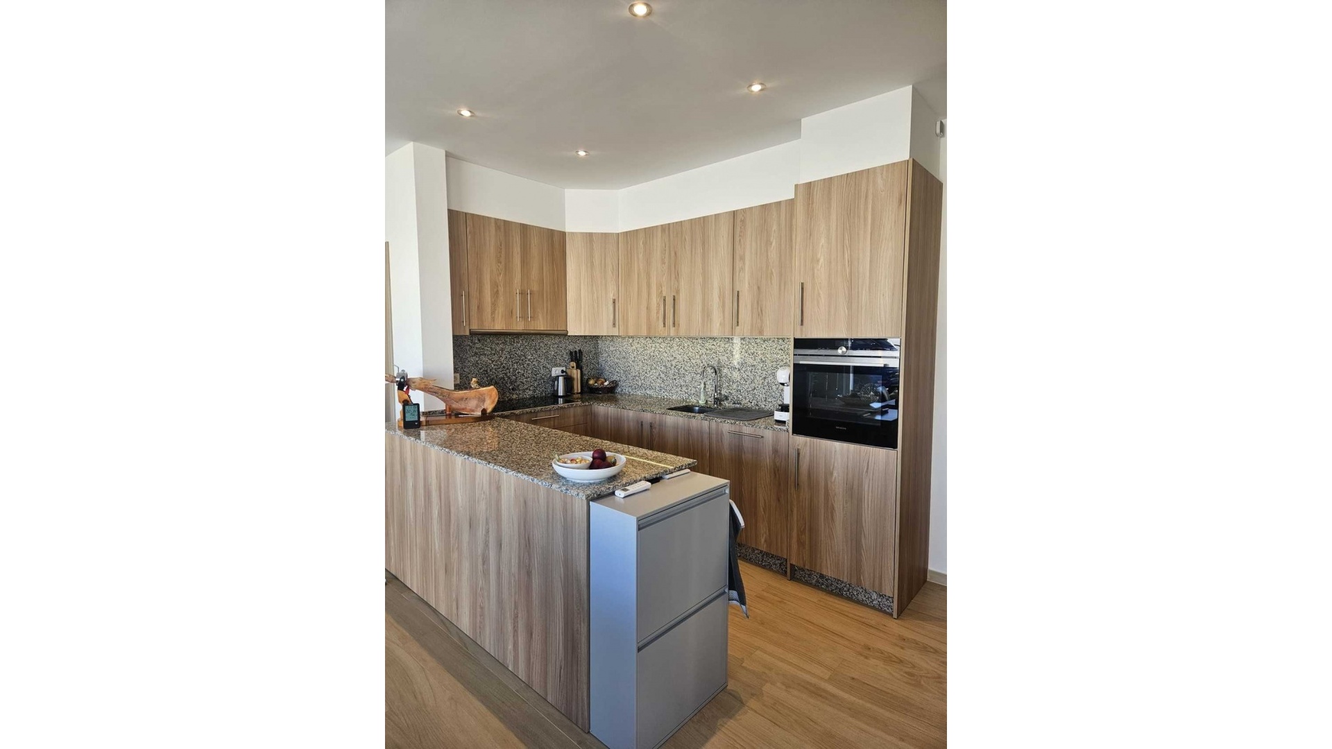 Resale - Villa - Torrevieja - Torrevieja Centro