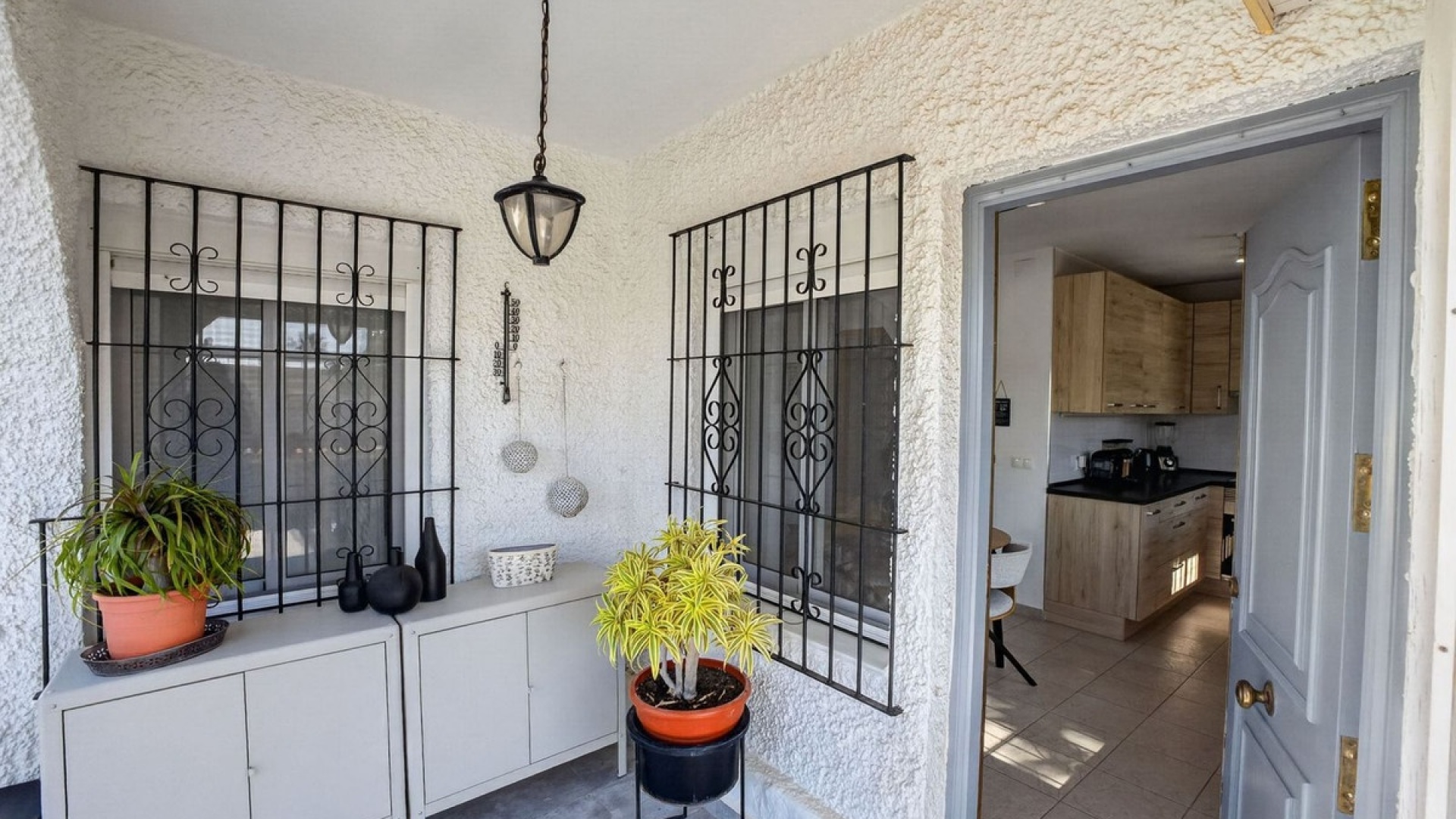 Resale - Villa - Torrevieja - Torrevieja Centro