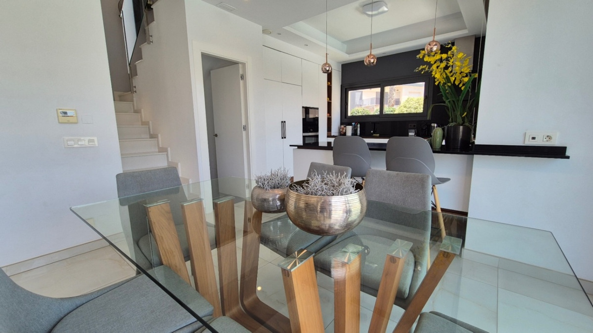 Resale - Villa - Torrevieja - Torrevieja Centro