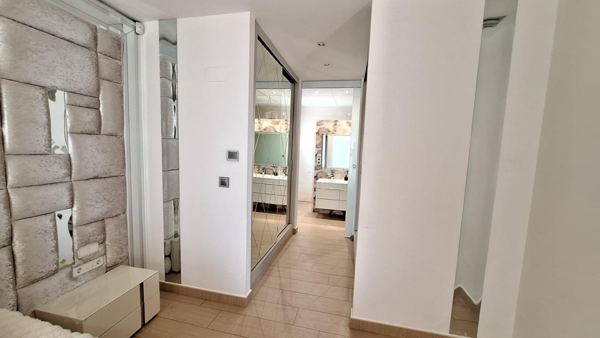 Resale - Villa - Torrevieja - Torrevieja Centro