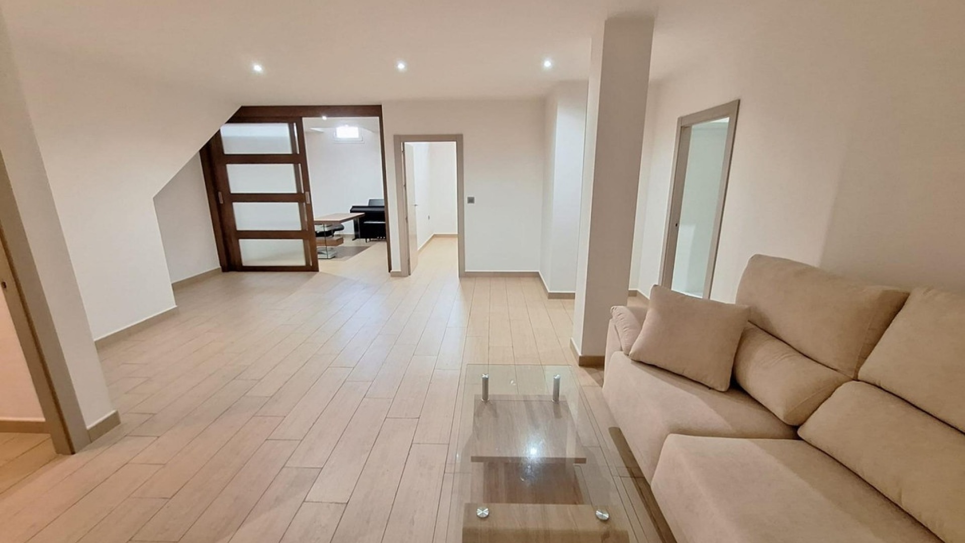 Resale - Villa - Torrevieja - Torrevieja Centro