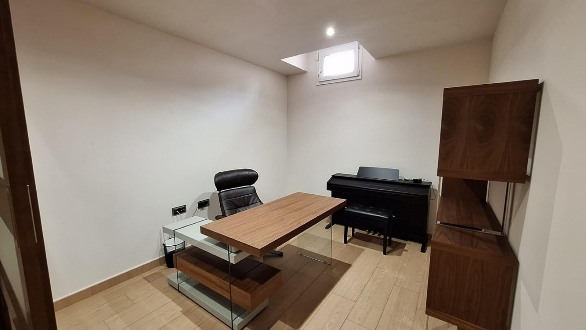 Resale - Villa - Torrevieja - Torrevieja Centro