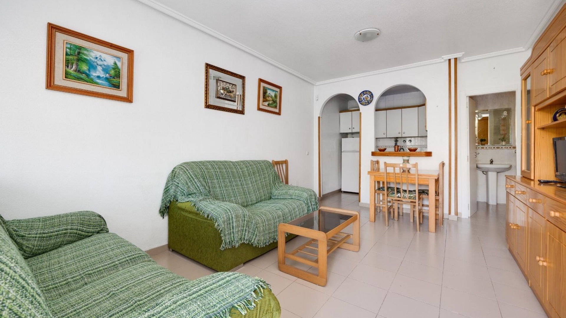 Resale - Villa - Torrevieja - Torrevieja Centro