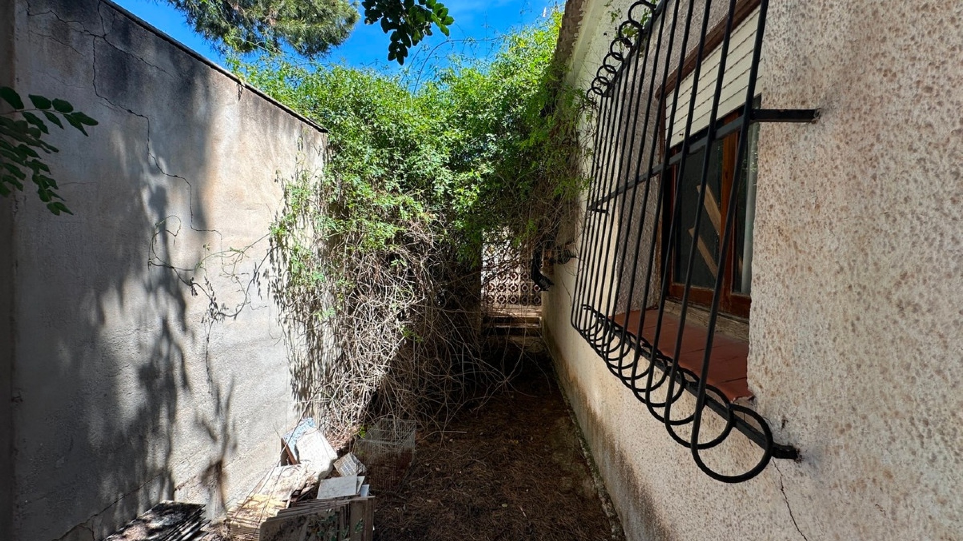 Resale - Villa - Torrevieja - Torrevieja Centro