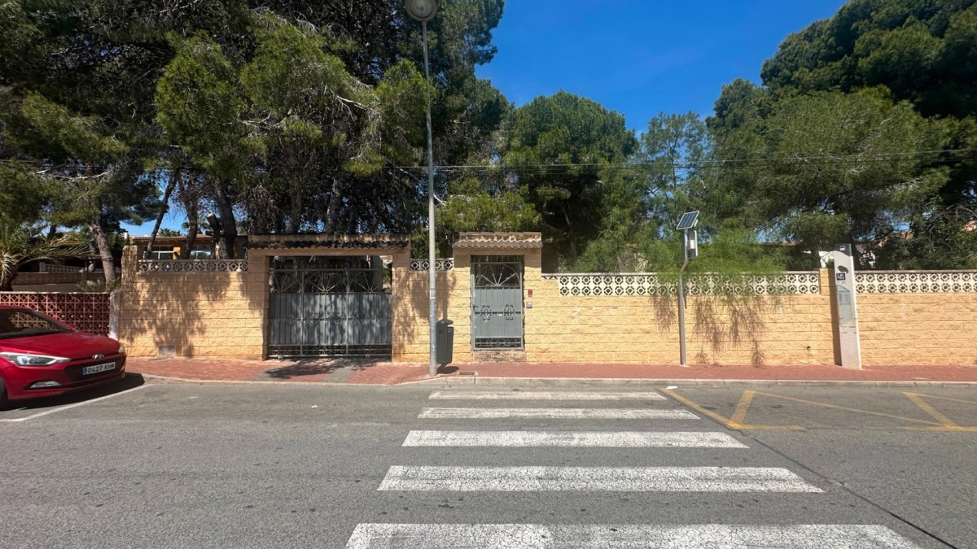Resale - Villa - Torrevieja - Torrevieja Centro