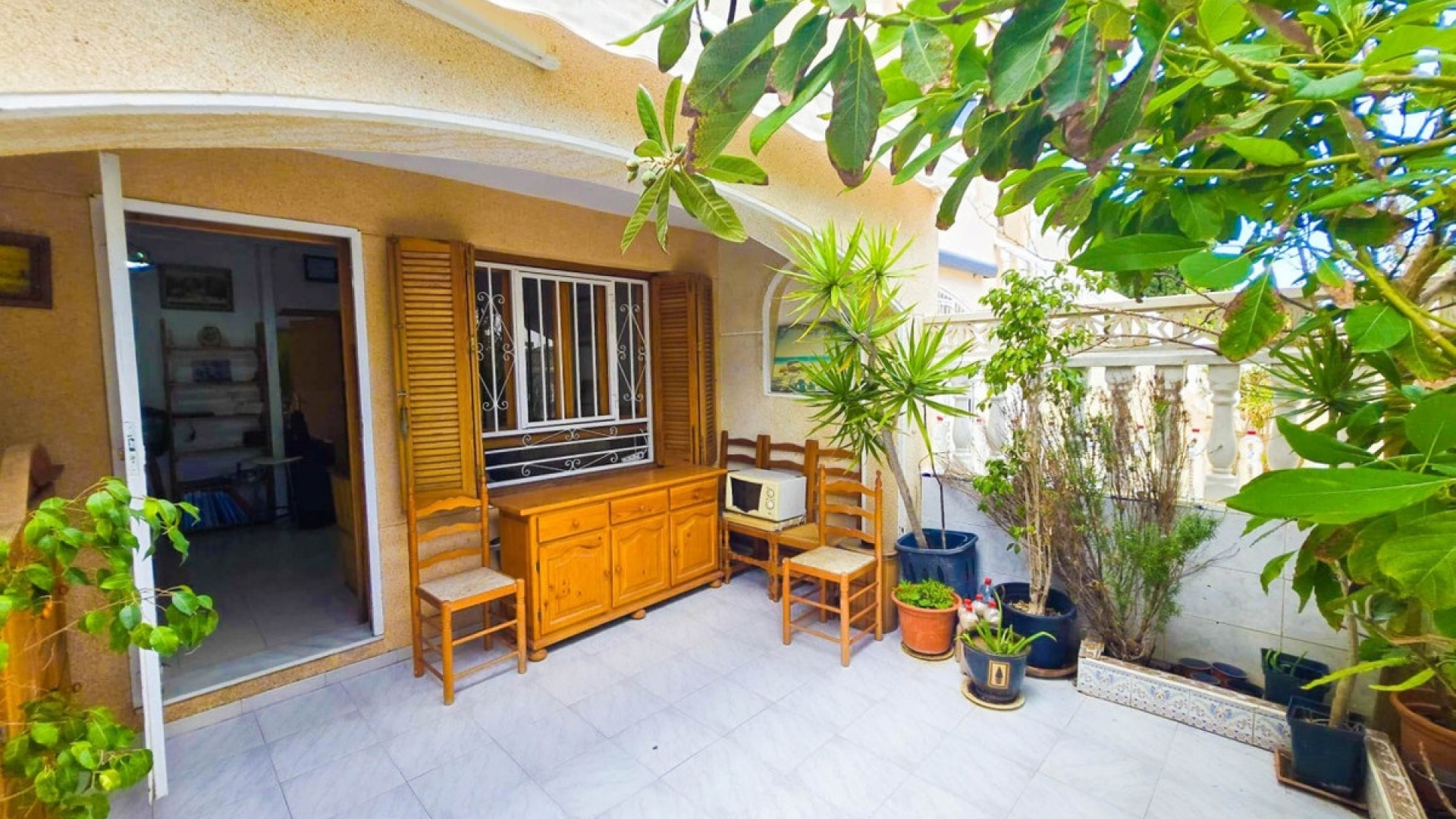 Resale - Villa - Torrevieja - Torrevieja Centro