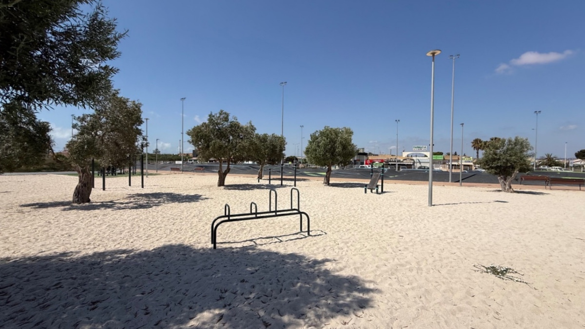 Resale - Villa - Torrevieja - Torrevieja Centro