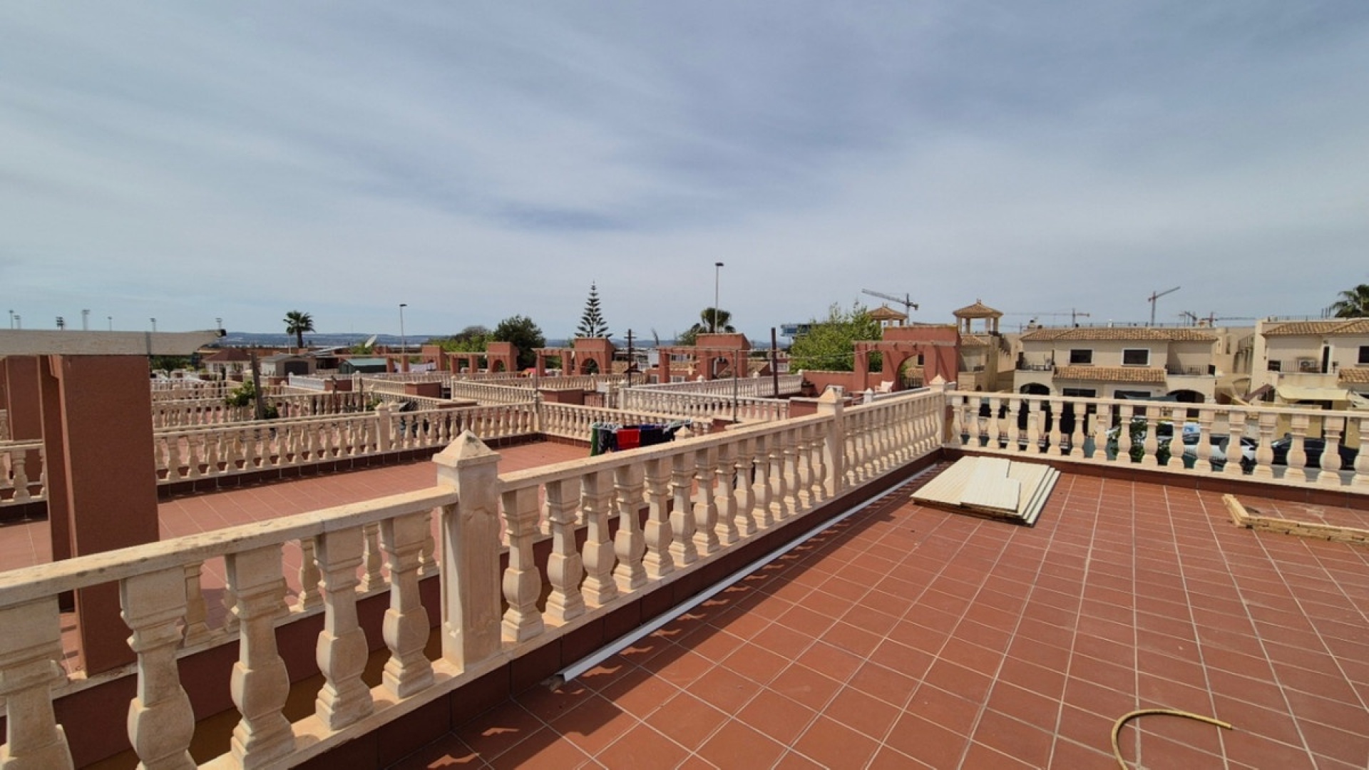 Resale - Villa - Torrevieja - Torrevieja Centro