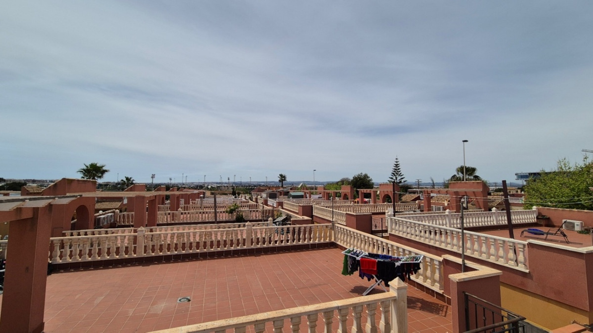 Resale - Villa - Torrevieja - Torrevieja Centro