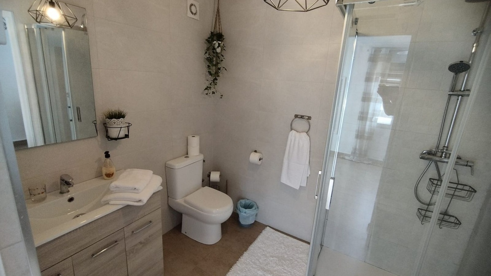 Resale - Villa - Torrevieja - Torrevieja Centro