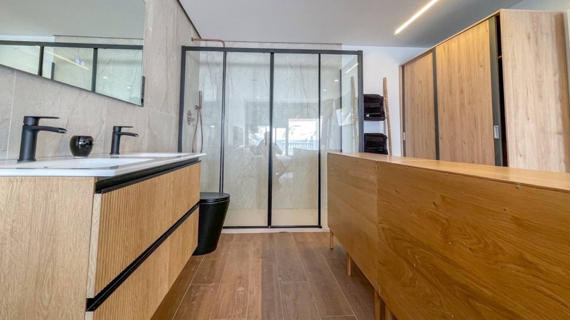 Resale - Villa - Torrevieja - Torrevieja Centro