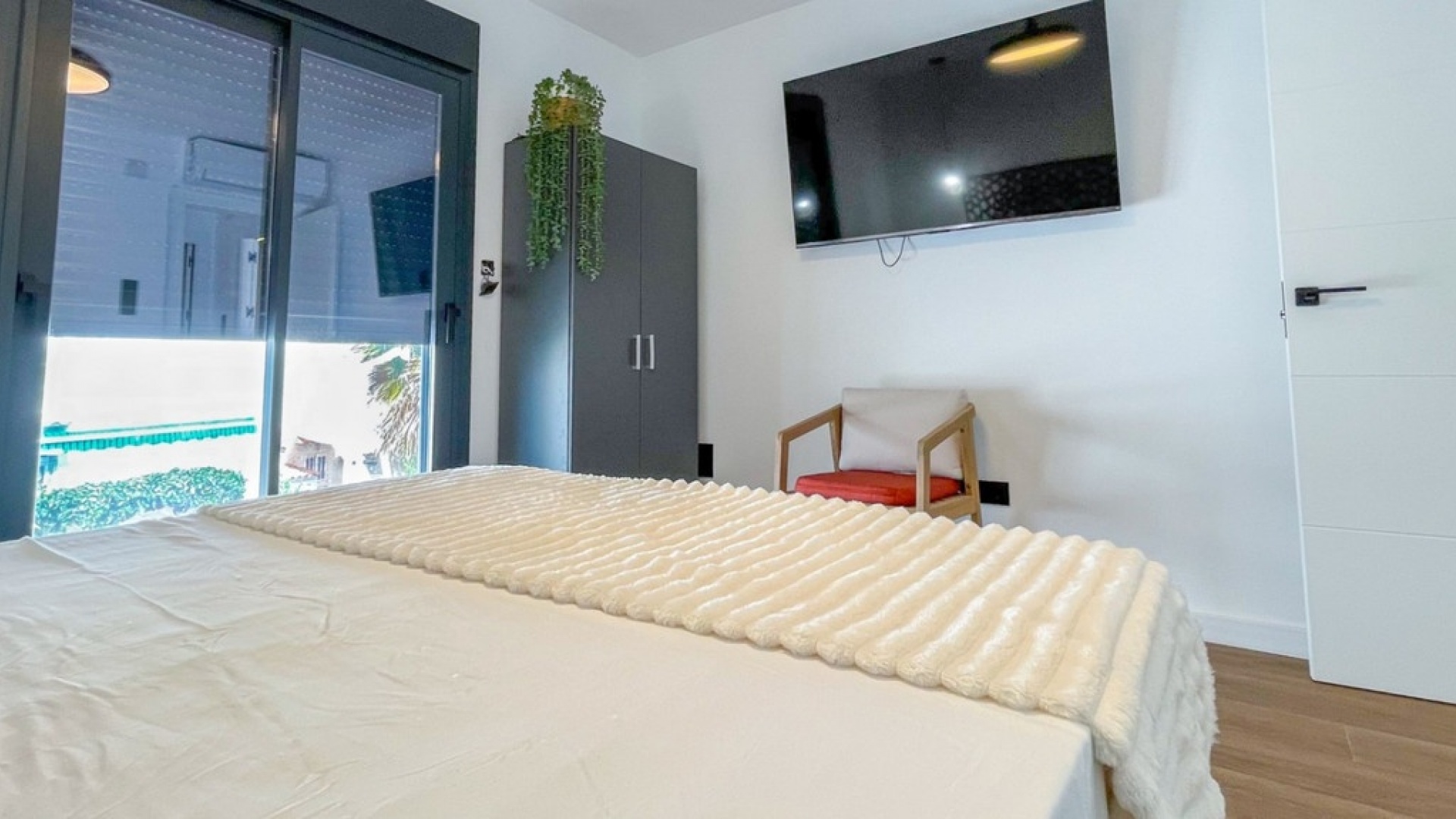 Resale - Villa - Torrevieja - Torrevieja Centro