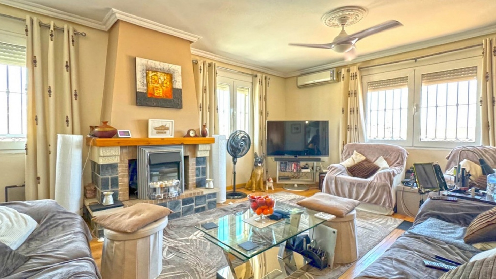 Resale - Villa - Torrevieja - Torrevieja Centro