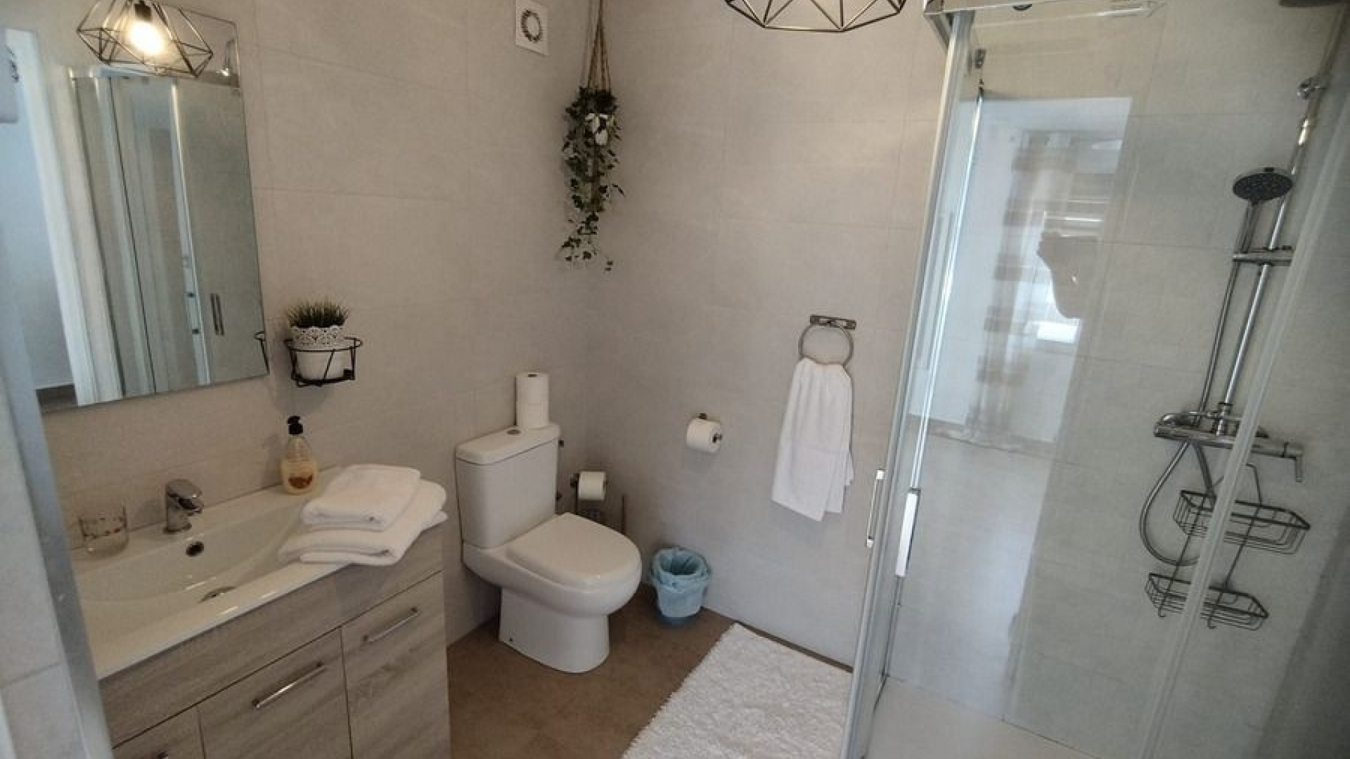 Resale - Villa - Torrevieja - Torrevieja Centro