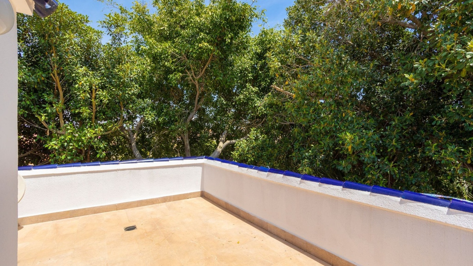 Resale - Villa - Torrevieja - Torrevieja Centro