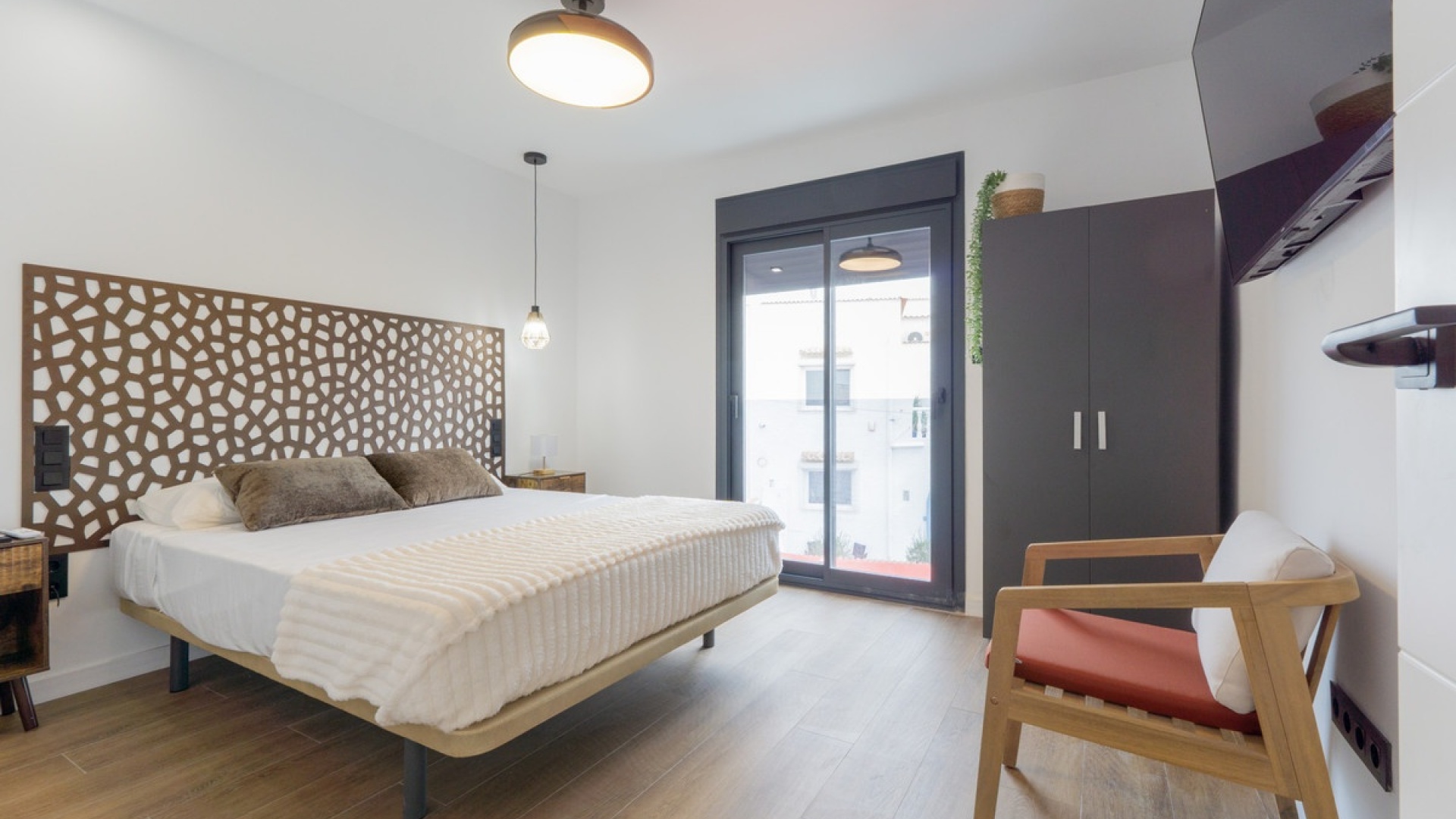 Resale - Villa - Torrevieja - Torrevieja Centro
