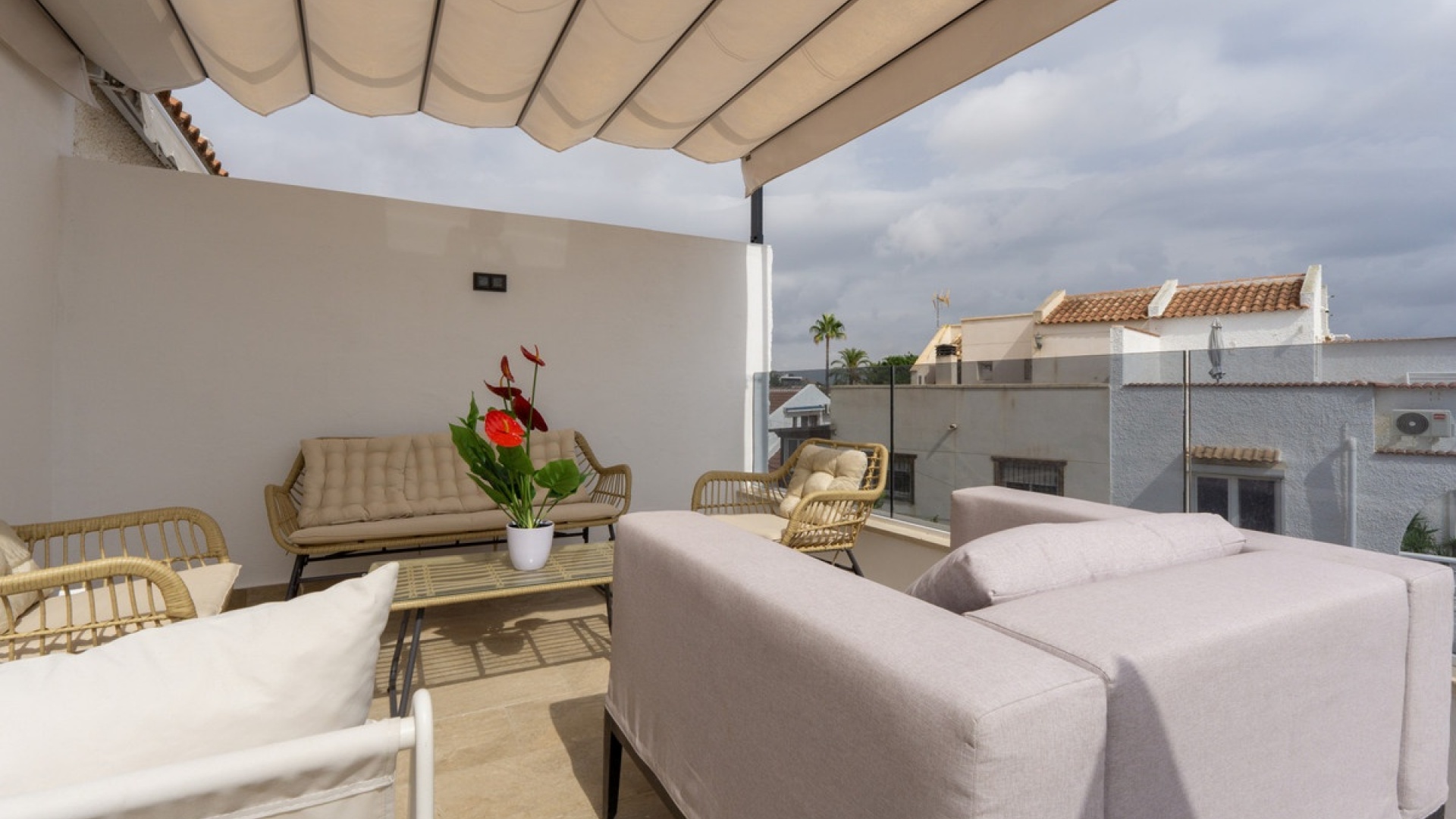 Resale - Villa - Torrevieja - Torrevieja Centro