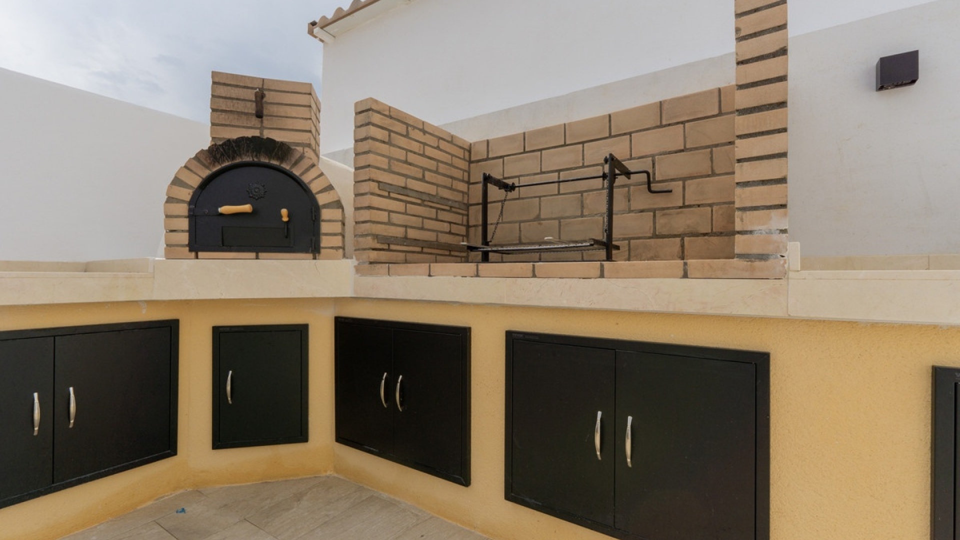 Resale - Villa - Torrevieja - Torrevieja Centro