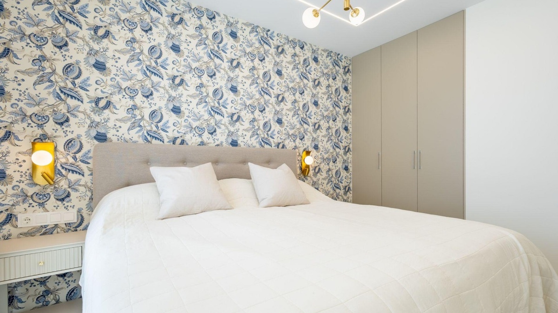 Resale - Villa - Torrevieja - Torrevieja Centro